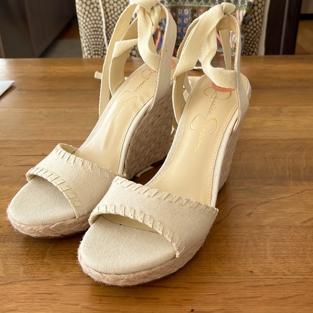 New Jessica Simpson Espadrille shoes. Size 7.
